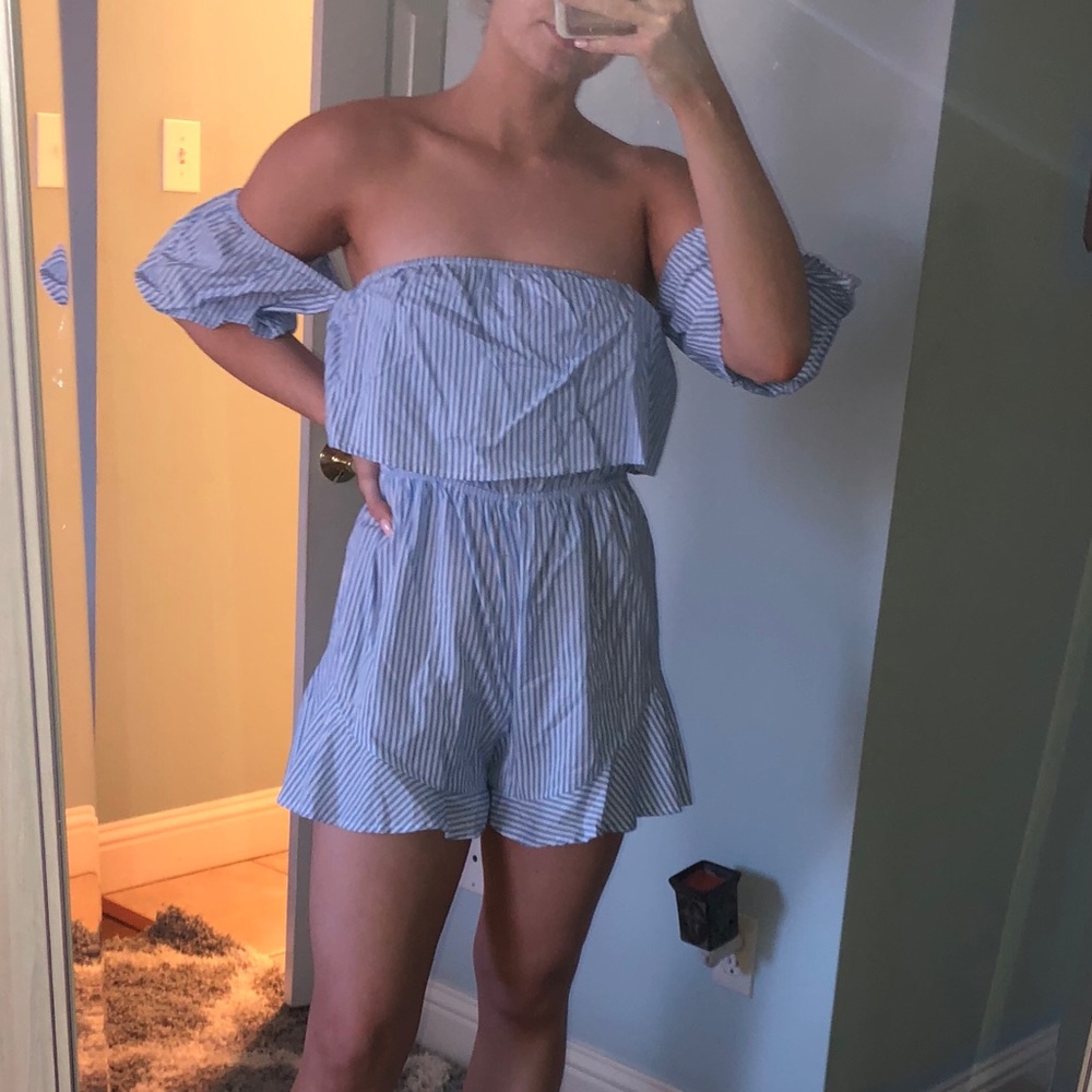 Princess Polly romper size 10 / medium